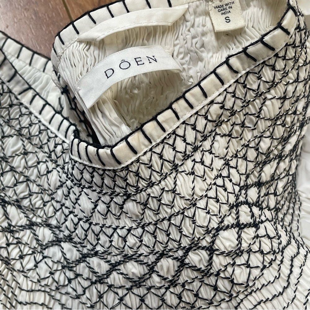 Doen Cream Smocked Yoke Cotton Dress with Black Embroidery - Picture 6 of 16